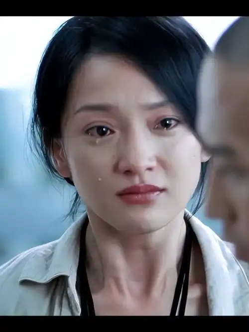 周迅的个人资料简介48岁的周迅为什么不生孩子