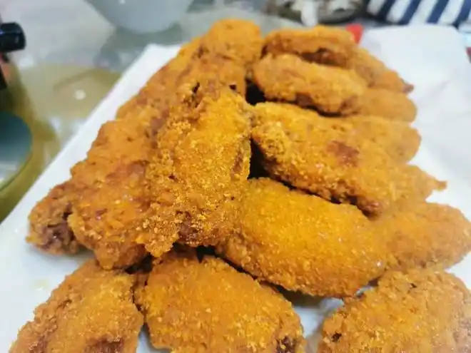 酥炸鸡中翅的做法