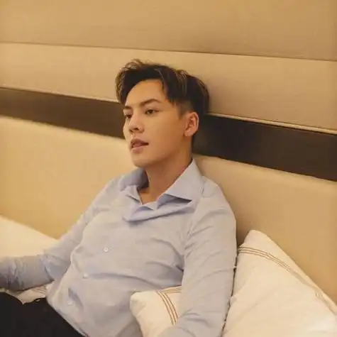 陈伟霆头像壁纸