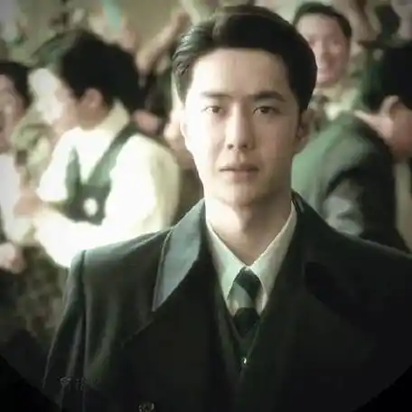 王一博魏若来发型整好了##王一博魏若来复古西装造型