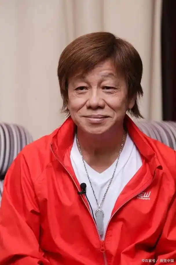 梁小龙:陈真梁小龙:这是你的童年吗?黑白电视看霍元甲,仿佛 - 抖音