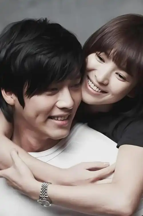 时隔五年,宋慧乔和宋仲基再见那一晚,亿万双宋cp粉都哭了