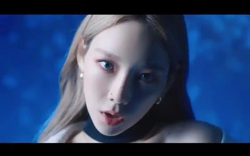 金泰妍:飒!老娘帅起来,连我自己都不认得!