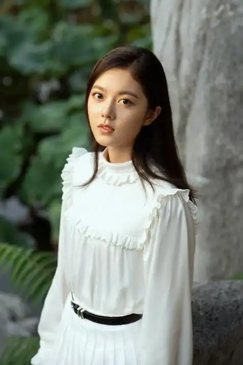 张译没有说错赵今麦和张子枫已走上两条截然不同的大路