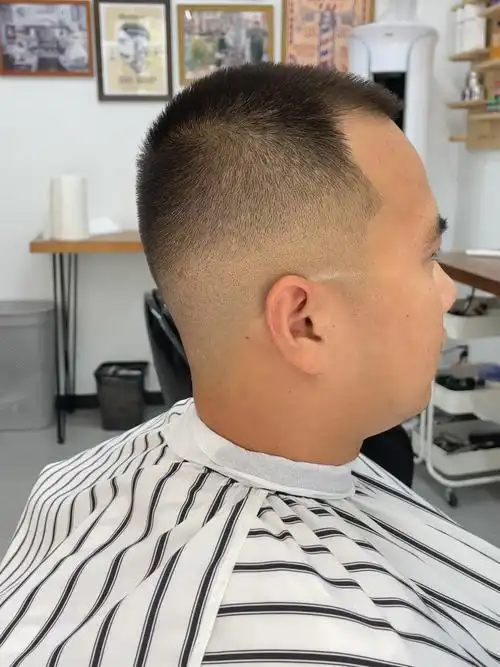 店#兰溪专业男士理发店#兰溪傅仪男士理发店#兰溪男士烫发#美式渐变