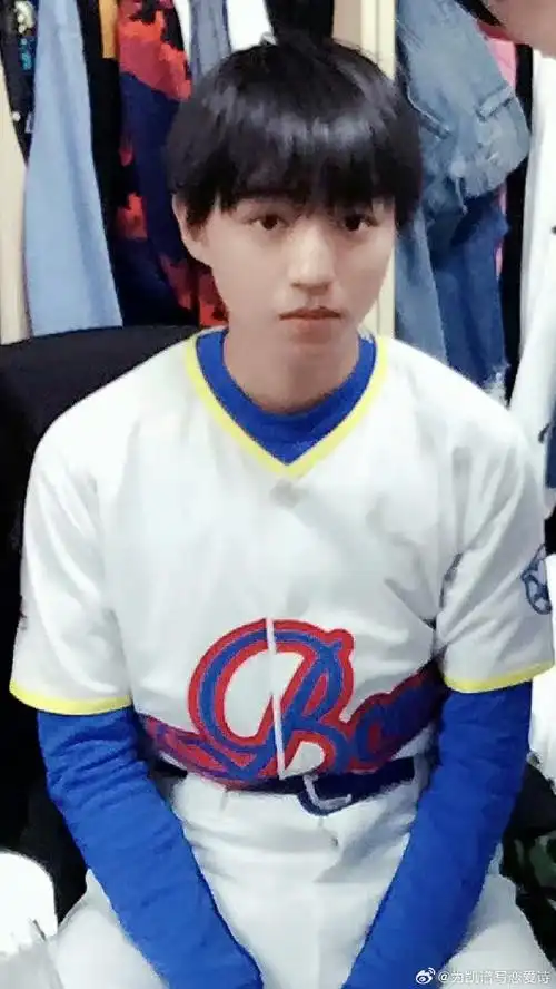 王俊凯高姿全球防晒代言人##王俊凯小螃蟹实时号测试##王俊凯二仕四