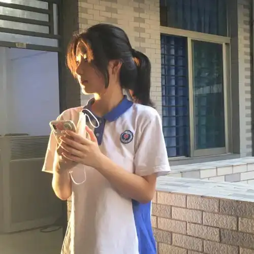 深圳女高中生01