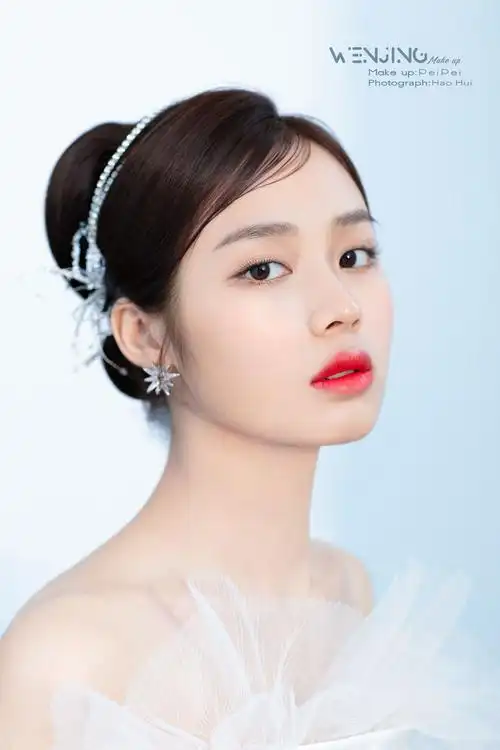 时尚清新amp披发造型