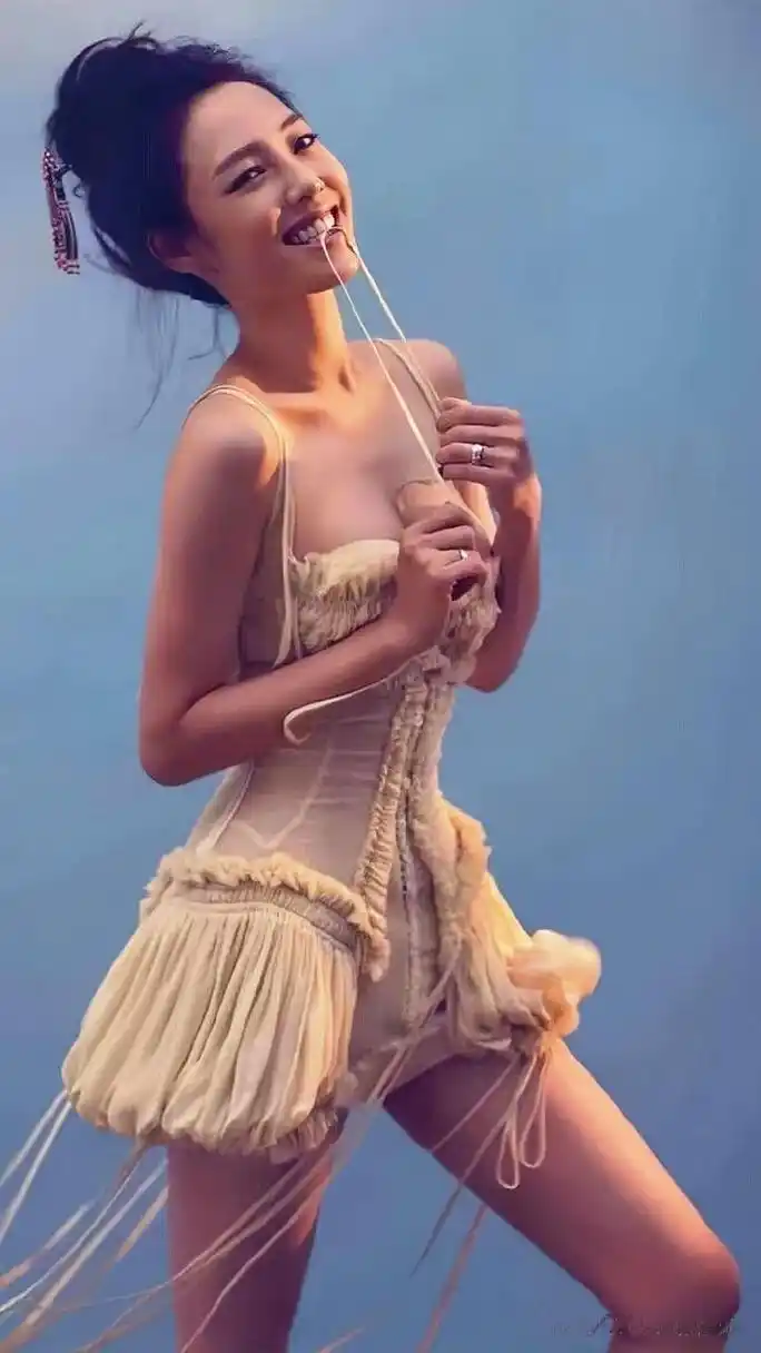 白百何漂亮身材