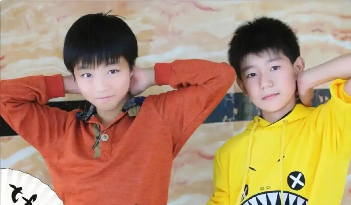 凯源 #王俊凯 #合照 #追星 #养成系 凯源  - 抖音