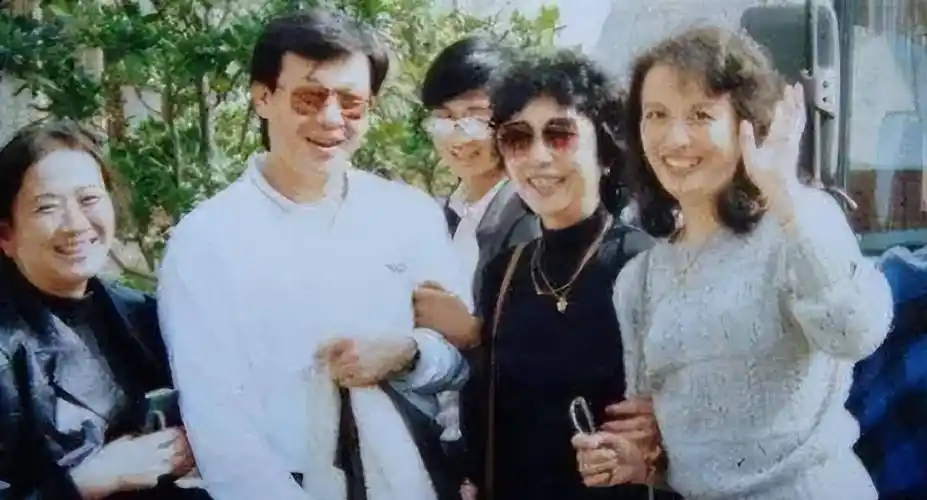 这或许就是寇世勋能提出这种离谱要求的原因吧,因为他知道崔瑶琪深爱