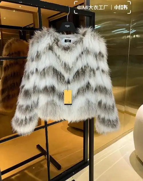 fendi日辉狐02saga级别外套