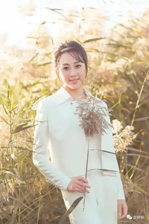 【节目预告】 金婷婷《绒花》2月8日16:49分在cctv-3播出