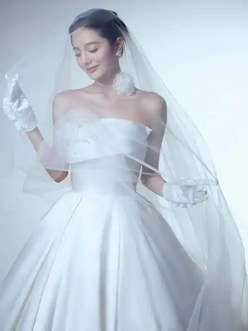 单人婚纱写真谁还没拍_西安_个人_未来的