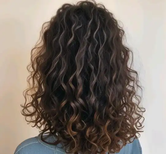 头发细软少就选全头烫,又美又洋气,十分显发量|脸型|发型|烫发|发尾