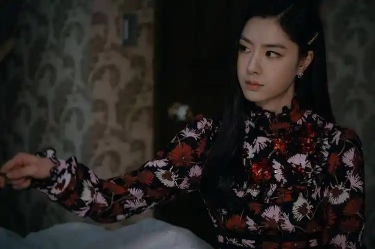 南韩女神徐智慧,明明颜值超高,为何出道十八年才走红?_时候_气质_观众