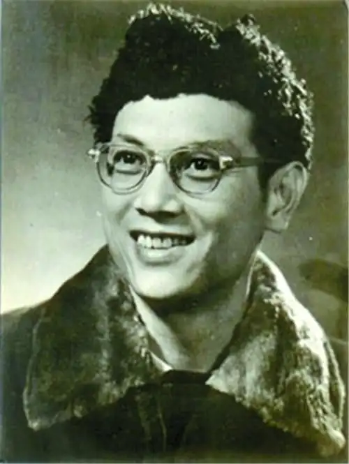 40年前彭加木在罗布泊失踪,死因至今成谜,离队前他还带走一物品