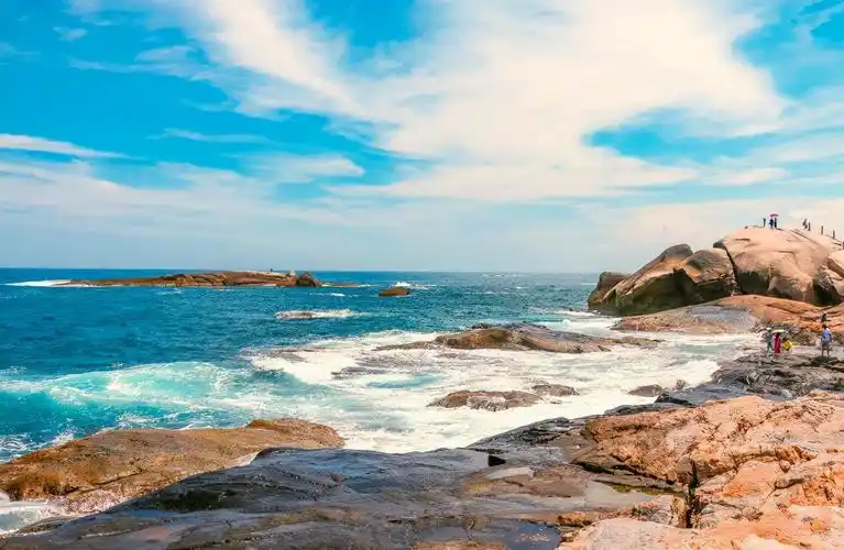 景色不输三亚,美食超多还便宜,海南这座暖冬小城正适合春节出发