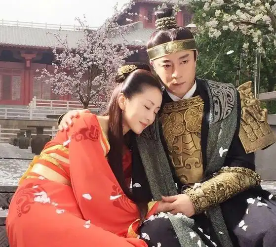 年过五十的谢晓峰何中华出道33年不愠不火如今低调戏路广