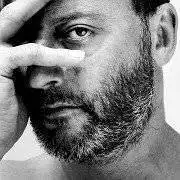 历尽沧桑老人的头像点击鼠标右键下载