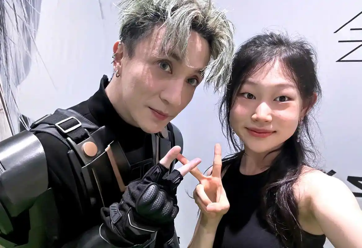 小沈阳晒女儿与薛之谦合照,小沈阳女儿都这么大了!