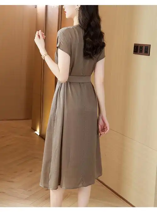 高端精致连衣裙夏季女装2024新款大码宽松遮肚子妈妈装裙子 - 17网