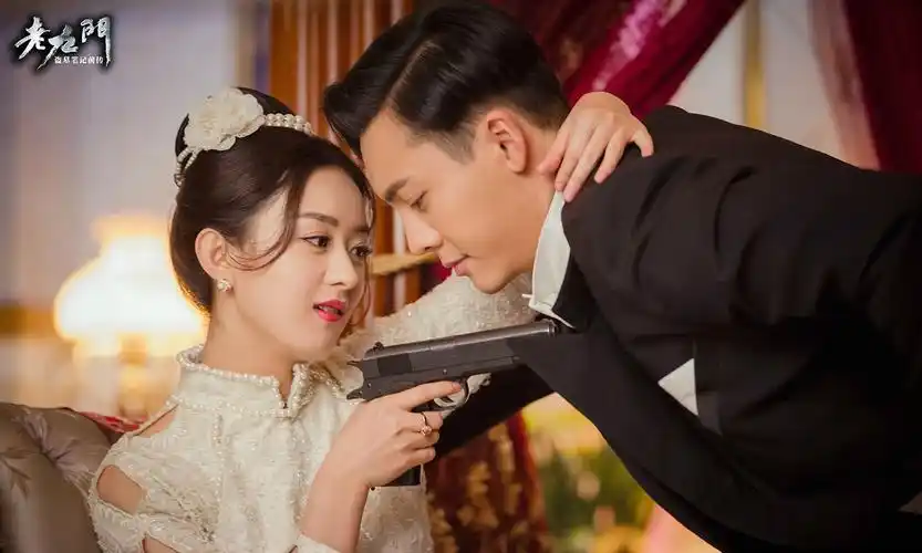 赵丽颖陈伟霆《老九门》甜蜜cp剧照