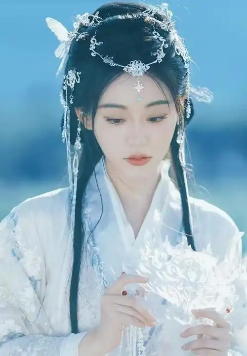 被祝绪丹惊艳到了!这造型不去演"神女",真的是浪费了