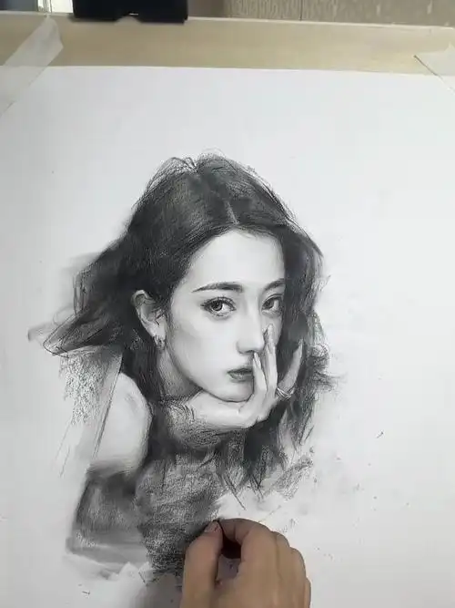 视频泛白了,素描迪丽热巴