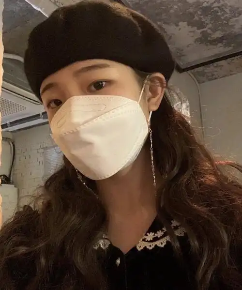戴口罩也超有美女氛围头像