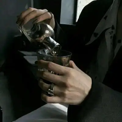 成熟独特个性部位男生微信头像