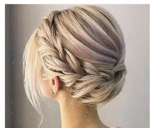 长发淑女盘发发型 欧式女生优雅宴会妆盘发(3)_盘发发型_西子美发网