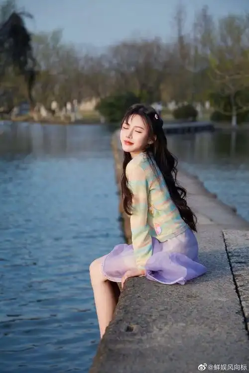 温果希春日樱花造型#四月份很多的花都已经开了吧,这一次看到美女的