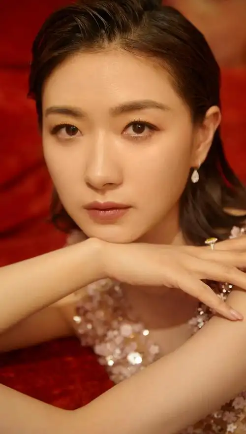 万茜绝美壁纸|万茜|壁纸_手机网易网