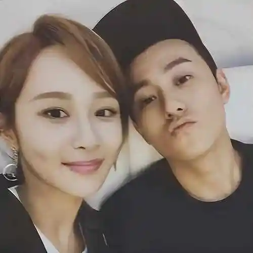 杨紫和秦俊杰分手原因浮出水面,这场感情没有对错,只有两败俱伤