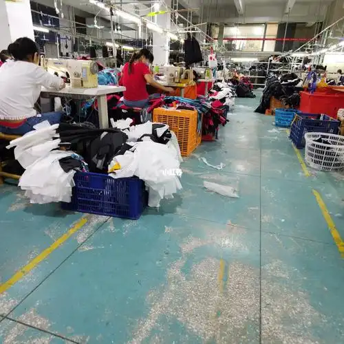 工厂直销加拿大鹅canada goose羽绒服