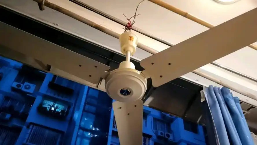 钻石牌吊扇 钻石吊扇 老吊扇 旧吊扇 广州电风扇工业公司远达日用电器