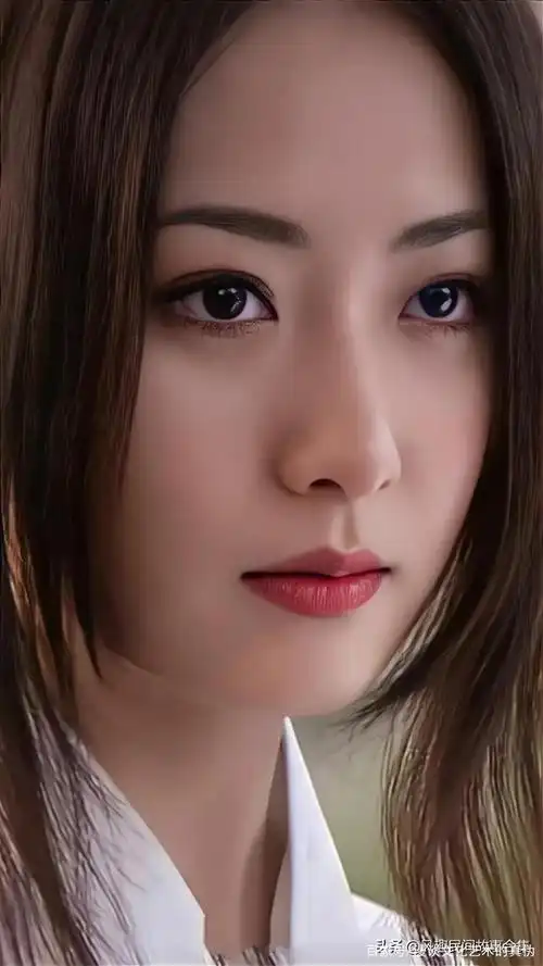 妩媚动人的女影星白冰