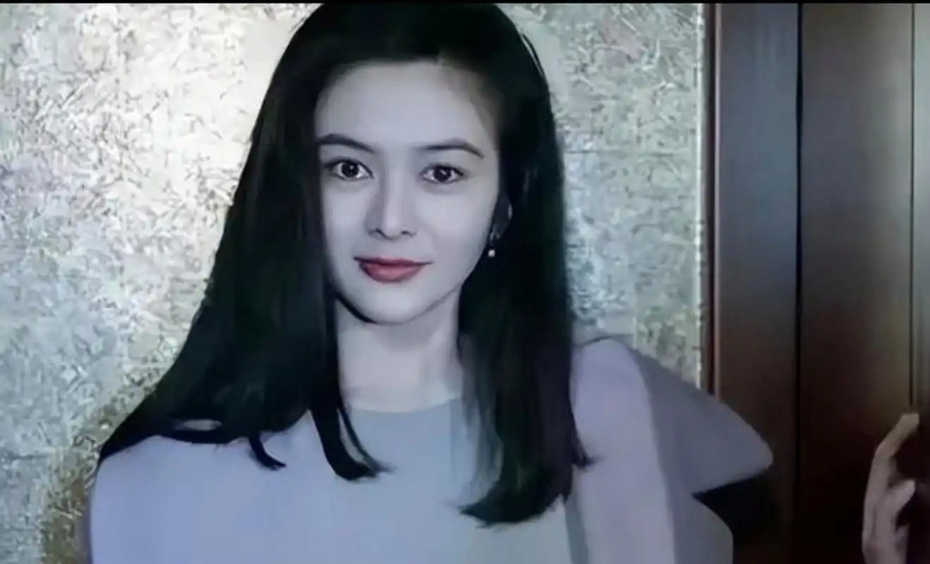 关之琳性感女神,那个颜值抗打的年代,没有高科技,满满的胶原蛋白