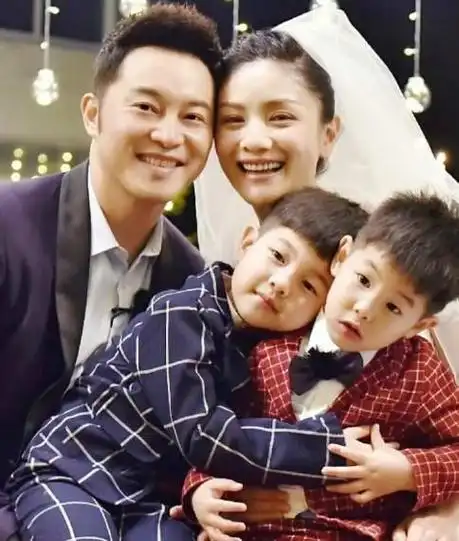 沙溢与胡可结婚9年,幸福恩爱背后竟有辛酸泪