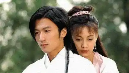 原创《小鱼儿》拍摄时演员年龄,谢霆锋25岁,张卫健和她相差19岁