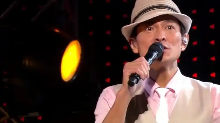 刘德华《练习》演唱会live,天王的实力演绎,太动听