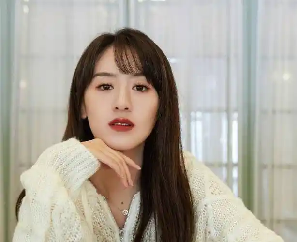 原创袁冰妍将出演黑莲花攻略网传男主是人气小生颜值不输成毅