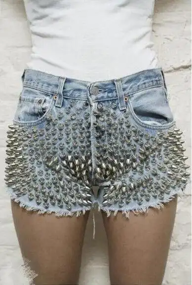 9个挤公交的奇葩经历第3条最恶心