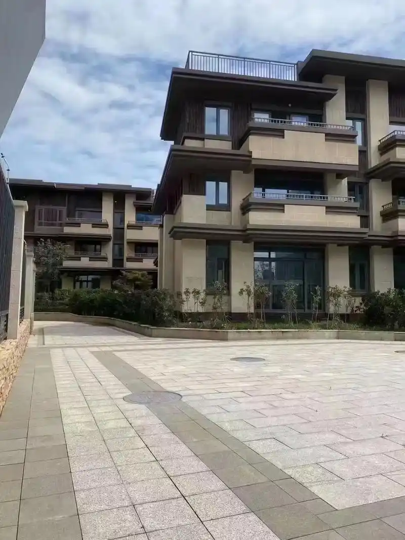 天府新区秦皇寺商务中心联排别墅 建筑面积144. - 抖音