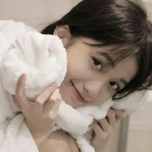 求笑起来好哇塞的甜妹头像啊啊啊啊救救孩子搞来一波新图回馈集美们