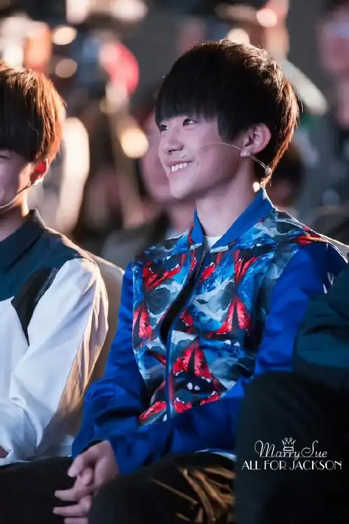 易烊千玺电影小小的我