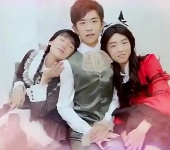 tfboys曾共同出演《我们的少年时代》,里面有个剧情一直都让粉丝很