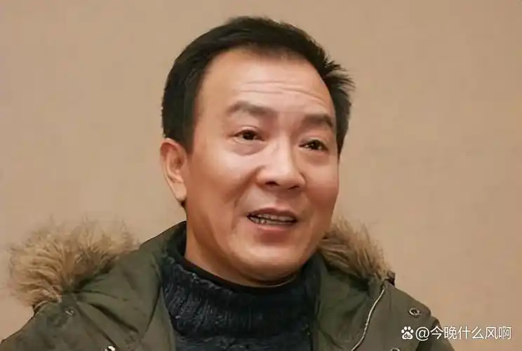 当年戴志诚为了师婶袁茵与老婆杨蕾离婚,如今他过的怎么样?