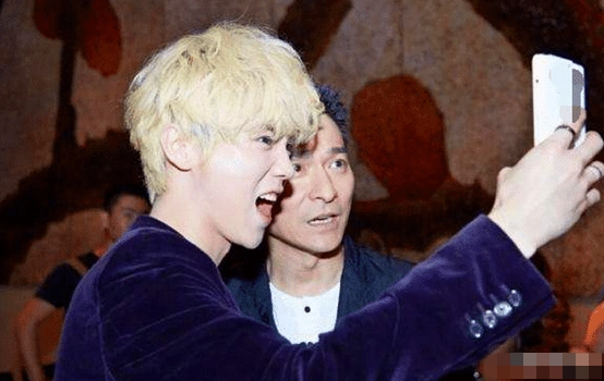 刘德华谈鹿晗演技他很敬业说不好的指出来我帮他骂回去但没人愿意讲